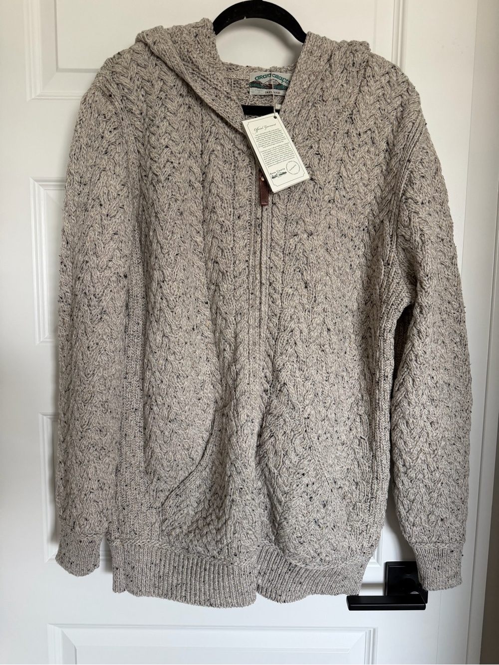 Aran Crafts Men's Zip-Up Cable Knit Hoodie in Oatmeal Speckle